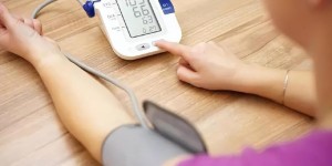 孕妈阳了要注意啥？医生：“三充足两避免四注意”，有利胎宝健康