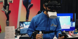 CES 2023: 松下推出新版本MeganeX以及SteamVR全身追踪配件