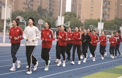 “高科技”助力女排拦网训练