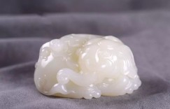 聊聊什么是和田玉的粉脂