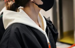 白鹿《以爱为营》新鲜上班路透来啦 酷帅又甜美的美女姐姐