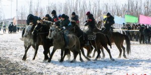 （新春走基层）新疆精河县举办冰雪“那达慕”为冬季旅游“添把火”