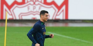 官宣！37岁C罗正式加盟沙特球队利雅得胜利：签约至2025年，年薪超2亿美元