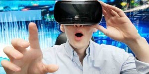 市场监管总局等七部门：鼓励研发智能头盔等穿戴设备，优化外卖从业环境