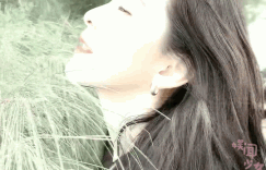 大美女多拍点校园剧吧