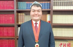 长江里救人的新疆青年：我在荆州体会到了什么叫民族团结