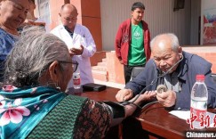 （铸牢共同体 中华一家亲）一事终一生 吴登云在帕米尔高原书写“责”与“情”