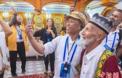 多国媒体人参访新疆