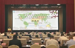 14国荒漠化防治领域人士在新疆分享成熟的技术成果与成功经验