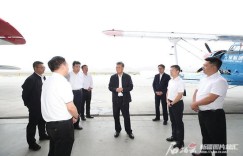 马兴瑞在石河子市调研产业发展和兵地融合工作