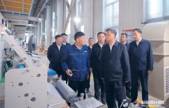 马兴瑞在伊犁哈萨克自治州调研