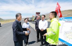 马兴瑞在巴州和静县调研