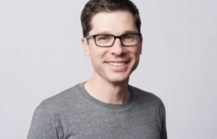 谷歌AR/VR负责人Clay Bavor宣布离职，开始人工智能创业