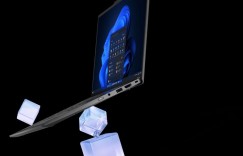 联想2024联想创新世界发布突破性AI PC，助力AI商业用户